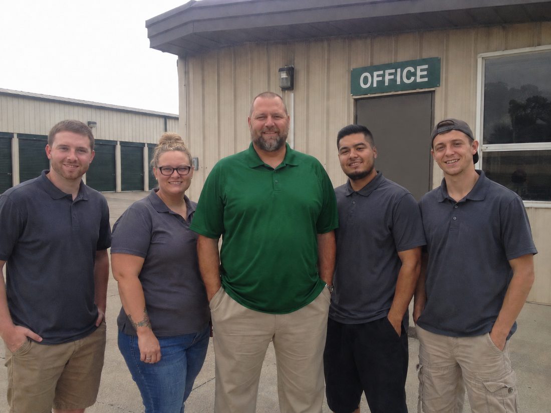 Pest control professionals in Springfield, IL